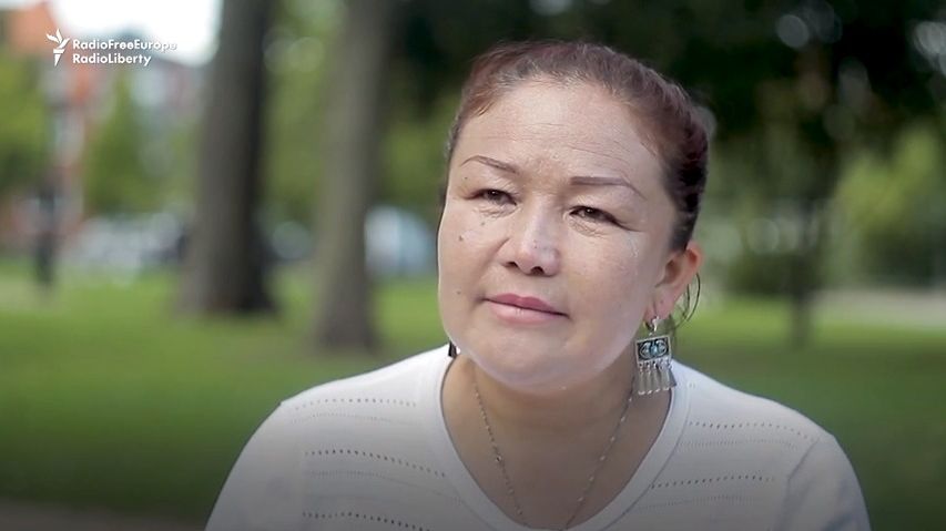 Video: Utekla z čínského převýchovného tábora. Popisuje, co zažila